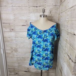 Art and soul, suki floral blouse. Size L